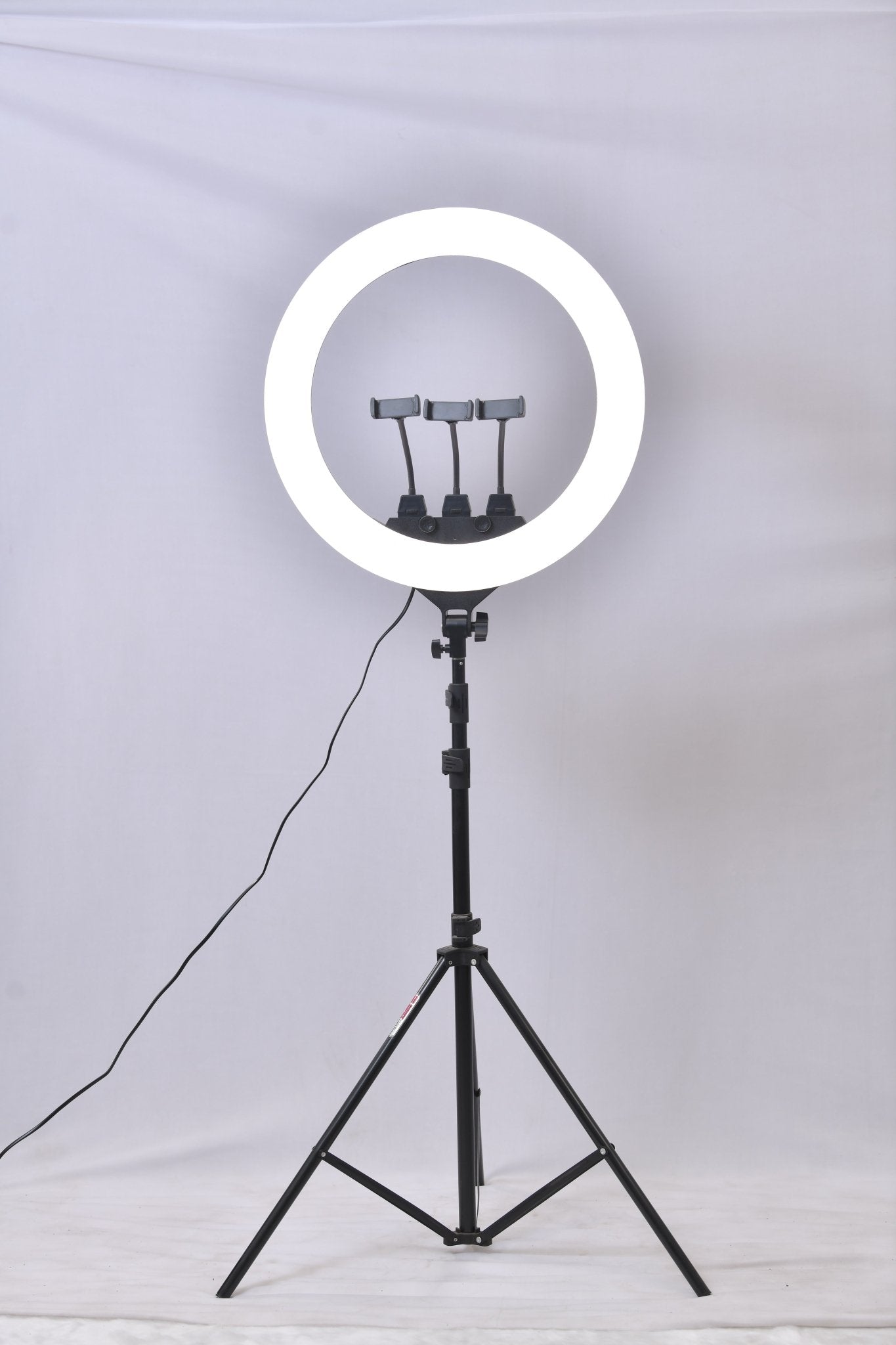 {{ product_title }} – professional {{ product_type }} by Ace Vanity for makeup artists