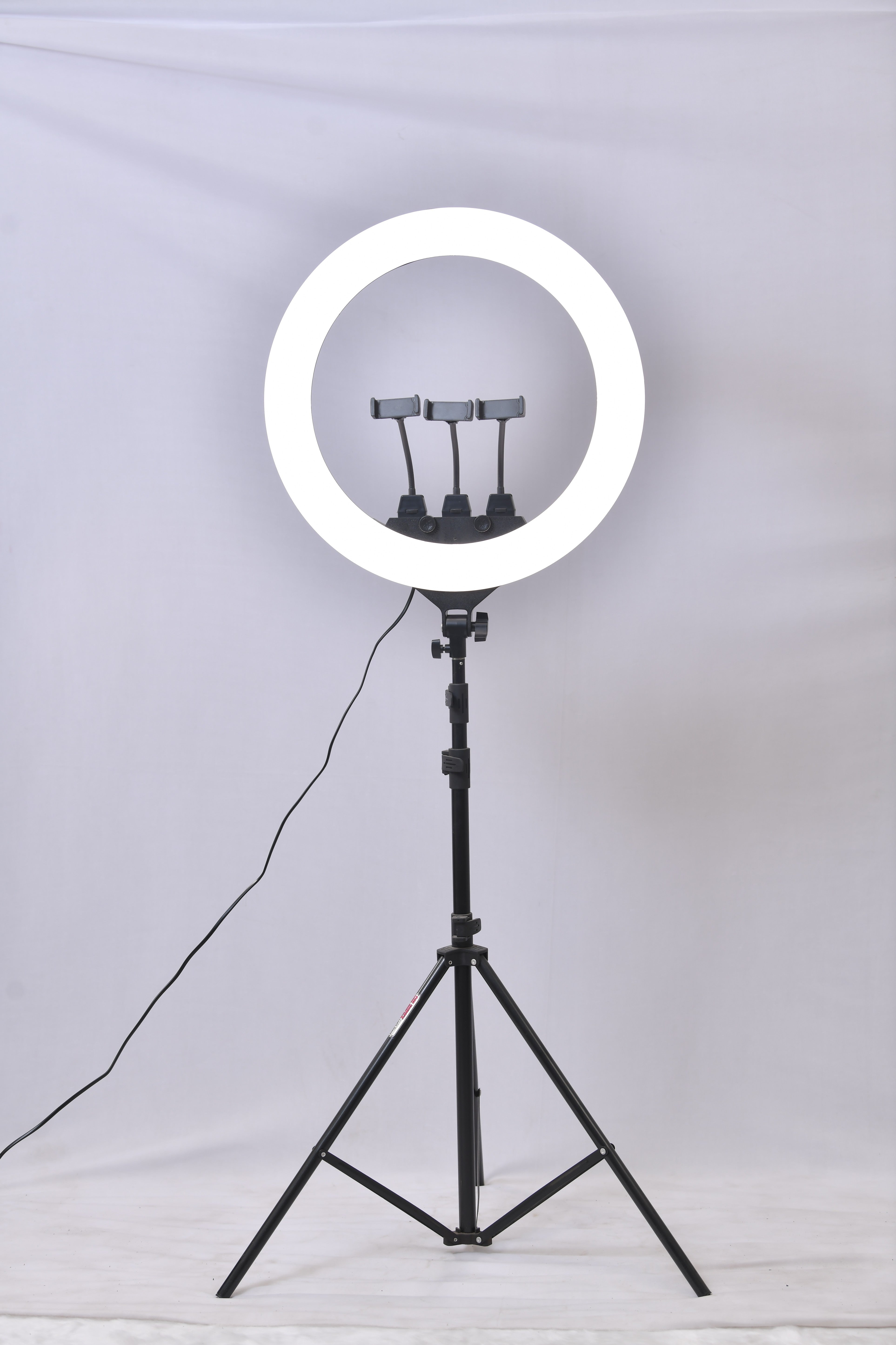 22 INCH PROFFESSIONAL RING LIGHT