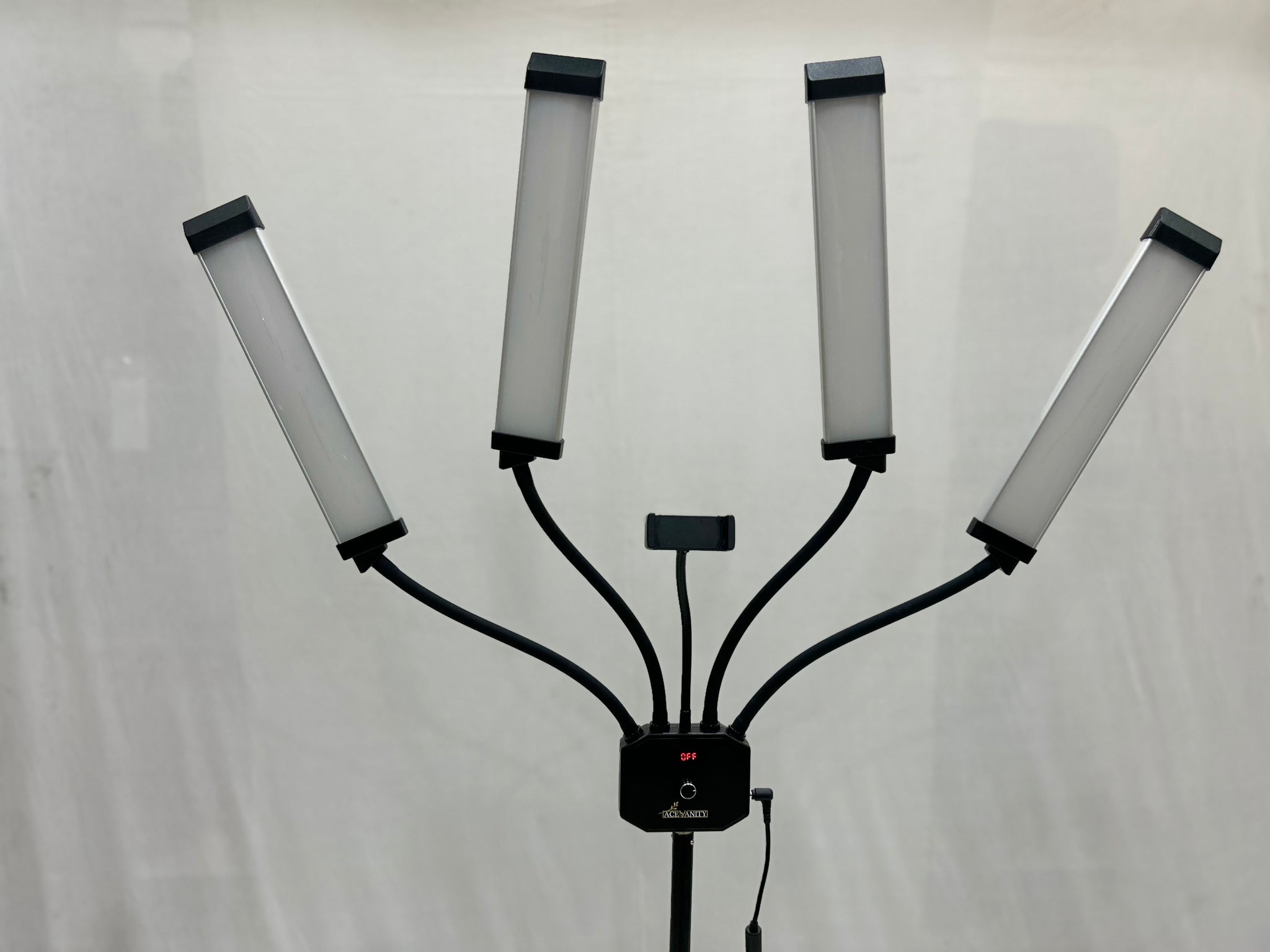 {{ product_title }} – professional {{ product_type }} by Ace Vanity for makeup artists