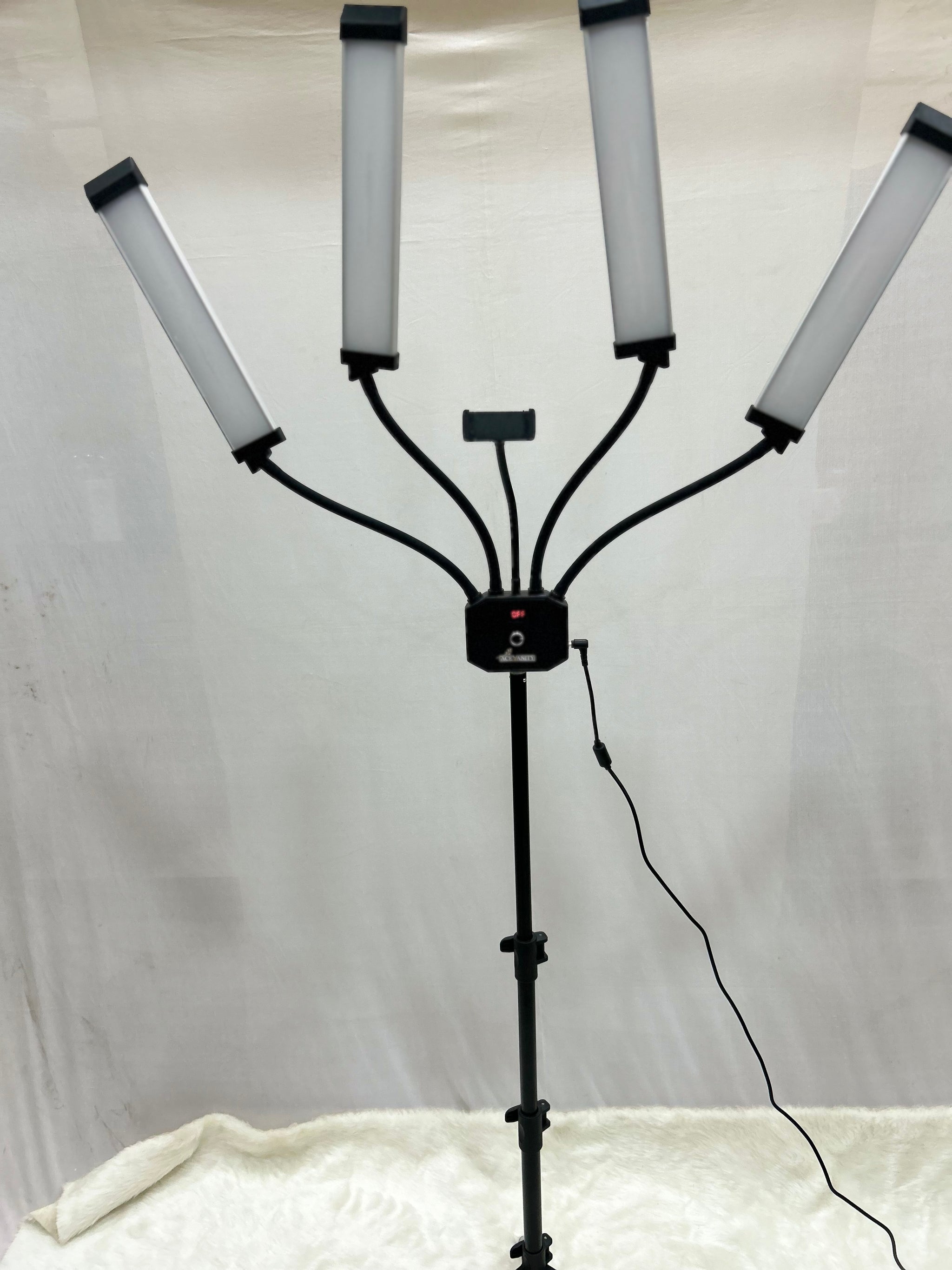 {{ product_title }} – professional {{ product_type }} by Ace Vanity for makeup artists