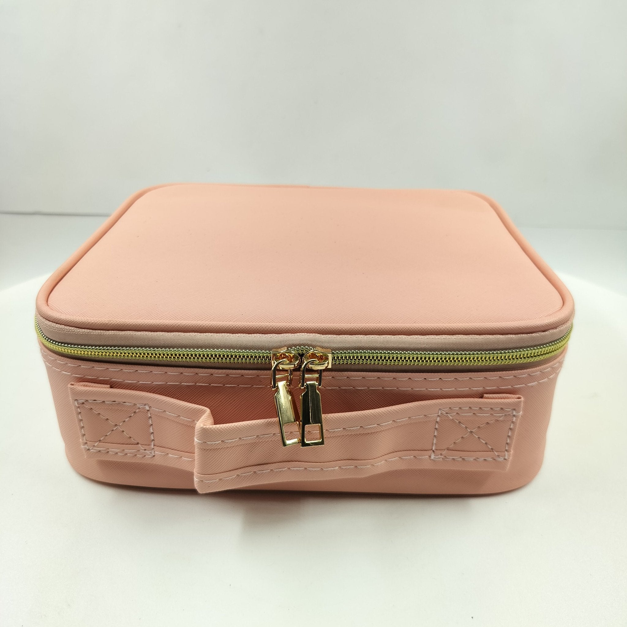{{ product_title }} – professional {{ product_type }} by Ace Vanity for makeup artists